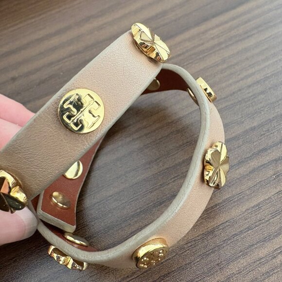 Tory Burch Double Wrap Studded Leather Bracelet – Gold Logo Hardware Taupe - Picture 2 of 5
